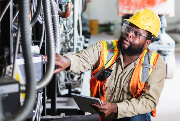Best Local Electrician Companies  in Garfield, TX